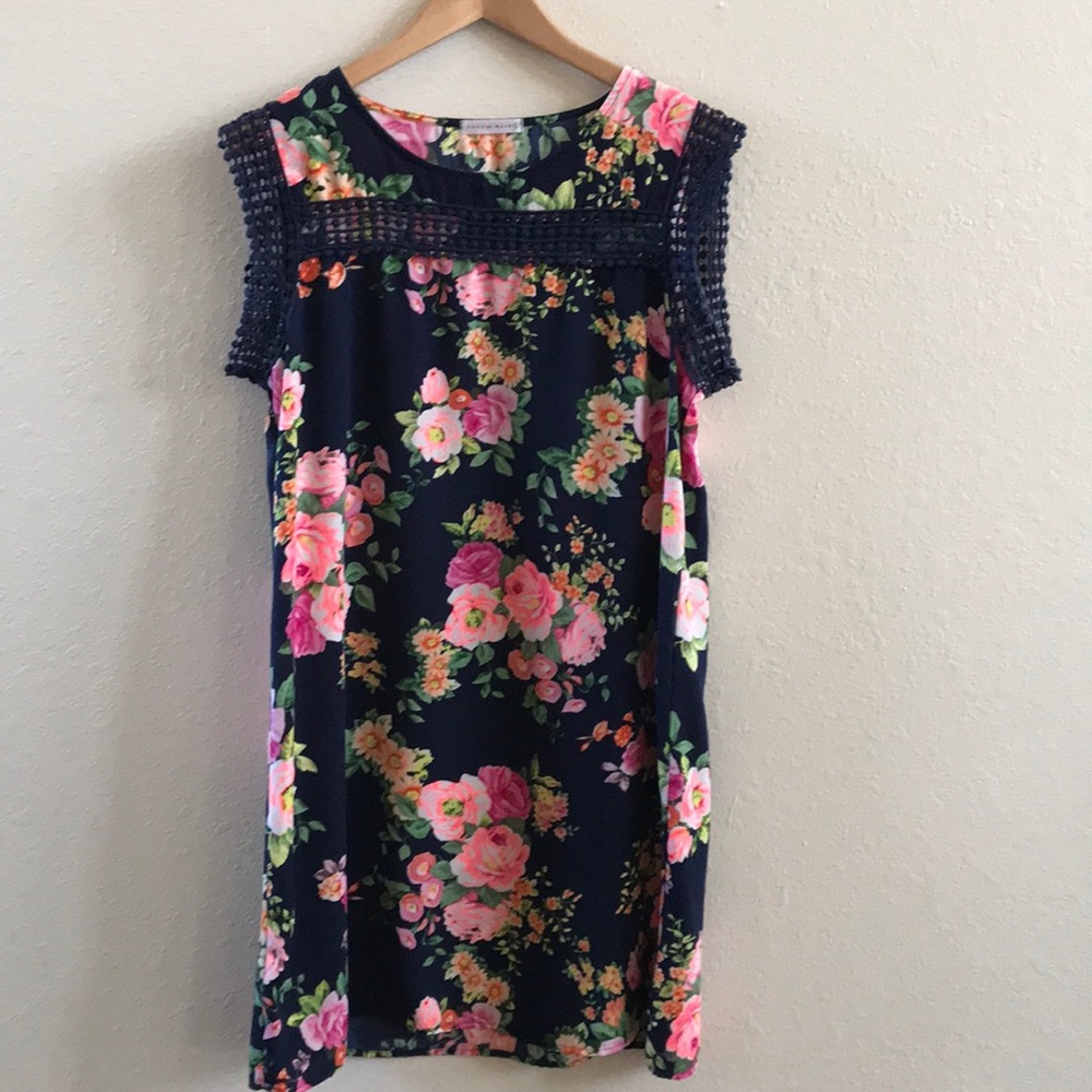 Floral breezy dress L